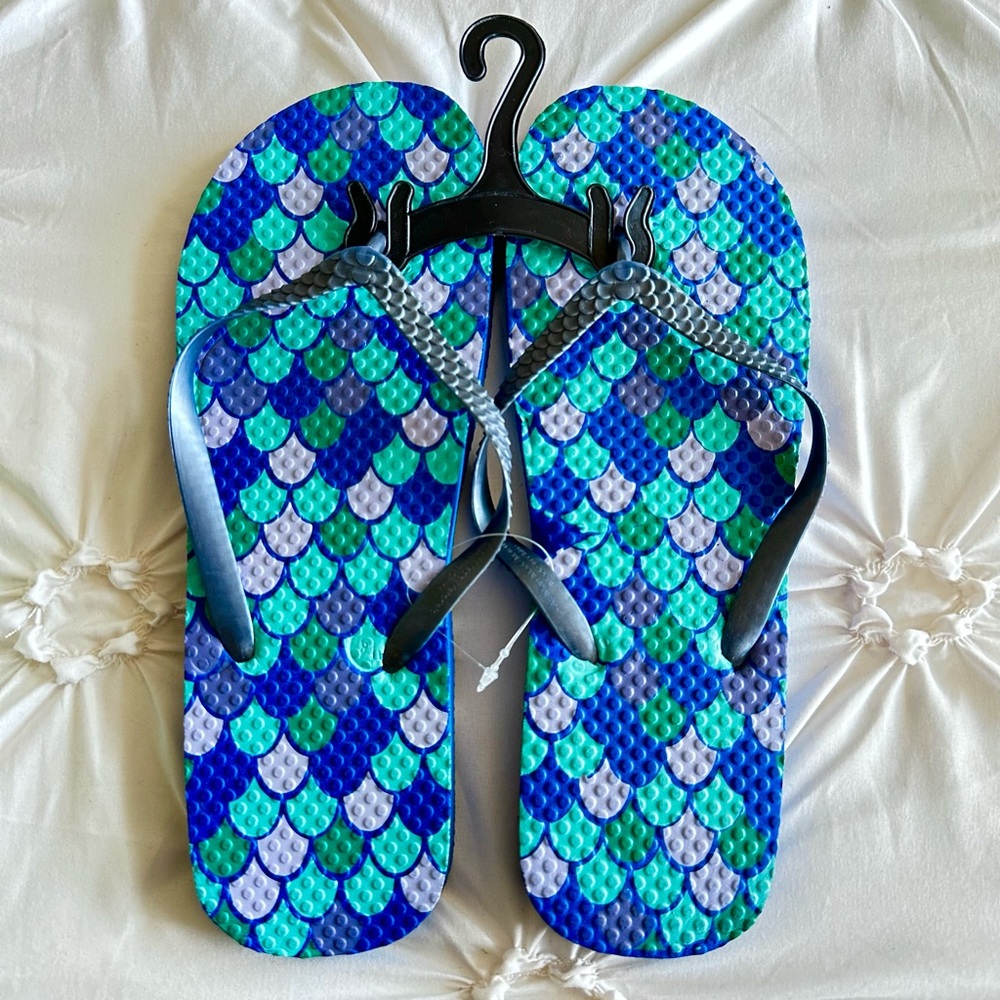 Blue Scale Print Sandals